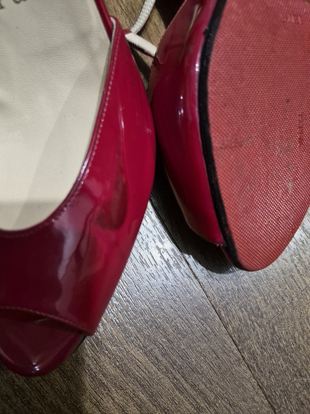 Christian Louboutin Red Patent Peep-Toe Slingback Heels Size 38.5 - Picture 8 of 11